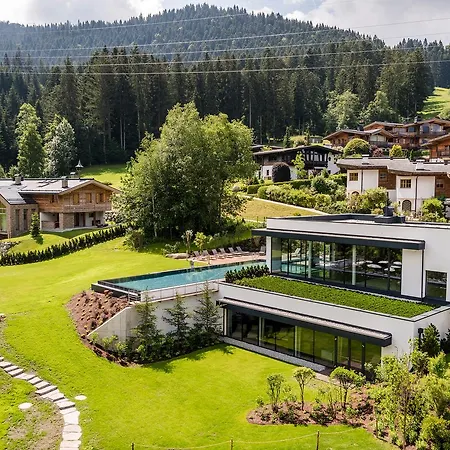 Der Bär Hotel 4*
