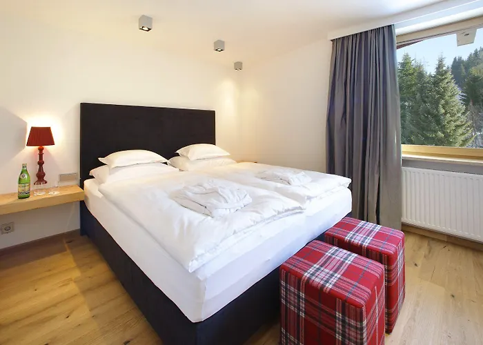 Отель Der Baer 4*