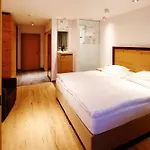 Der Baer Hotel