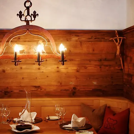 Der Baer 4* المو