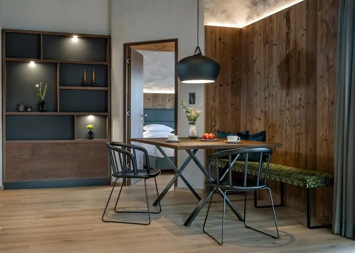 Der Baer Отель 4*