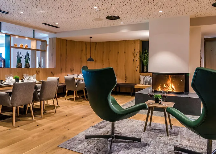 Hotel Der Baer 4*
